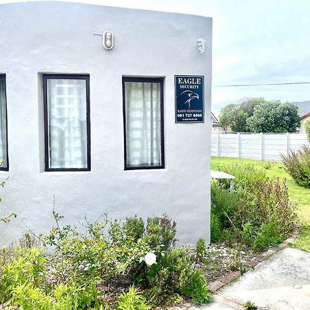Kelp Cottage Gansbaai Eksteriør billede
